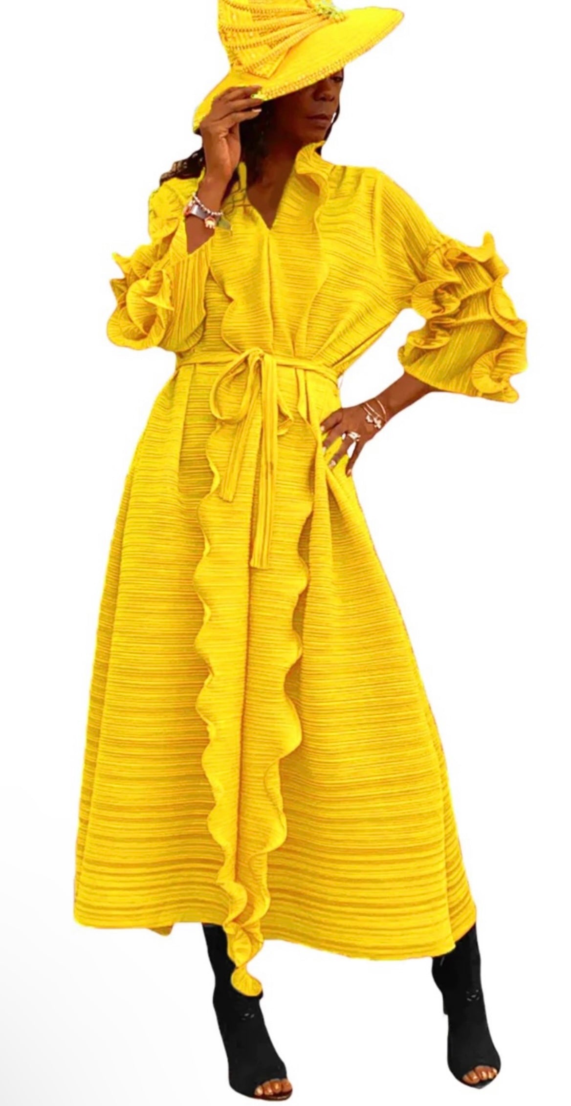 Generous Elegant Dress with Tulip Sleeves with Belt