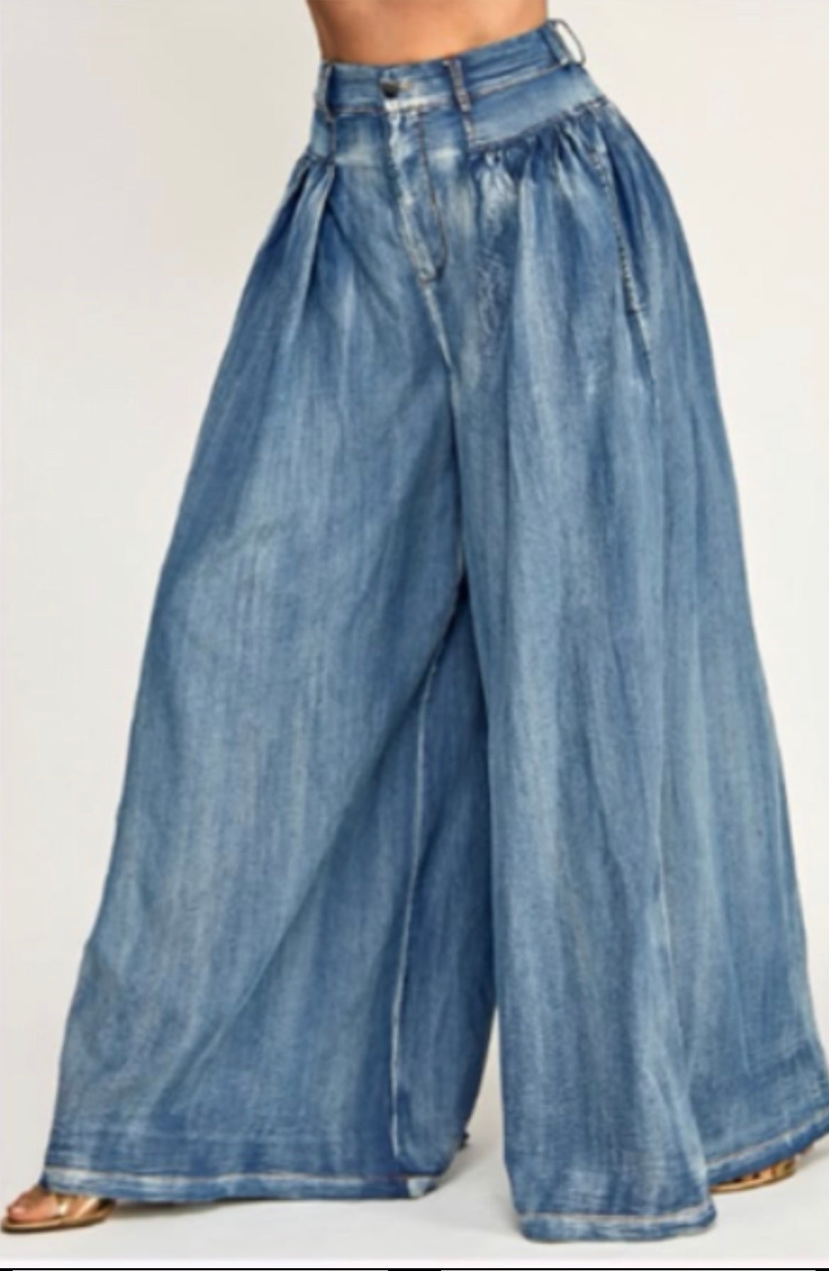 HIGH WAISTED LT DENIM WASH PLEATED WIDE LEG PANTS
LIGHTWEIGHT DENIM