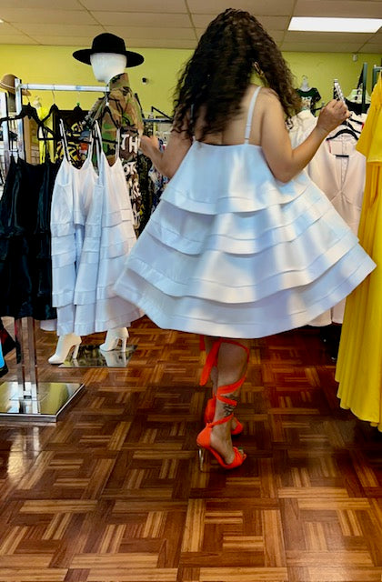 BEAUTIFUL WHITE RUFFLE DRESS